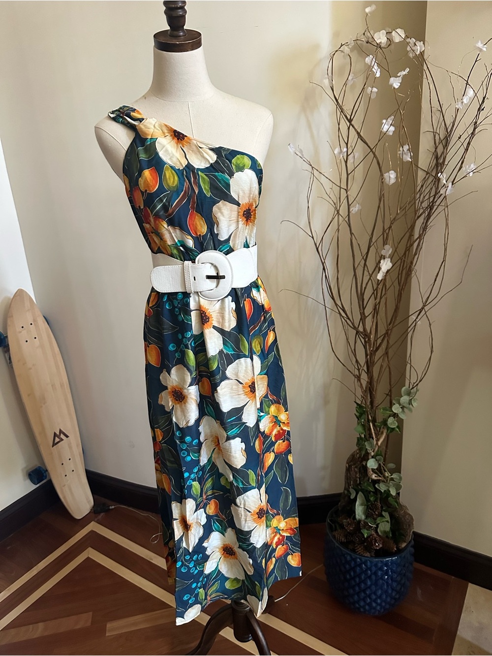 Floral One-Shoulder Midi Dress in Navy and White